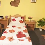 Zur Schweiz Penzion 3*