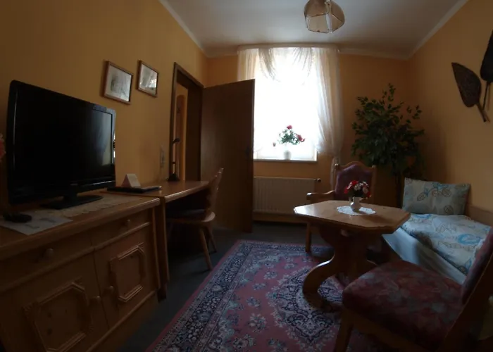 Zur Schweiz Konukevi